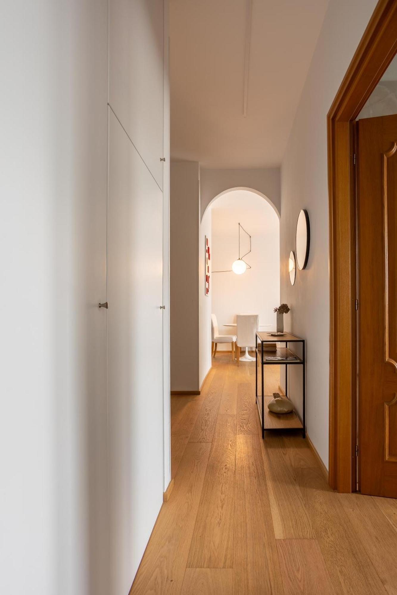 Suite 51 Appartamento Con Terrazzo A 50 Mt Dal Lago - Private Parking (Adults Only) Арона Екстериор снимка